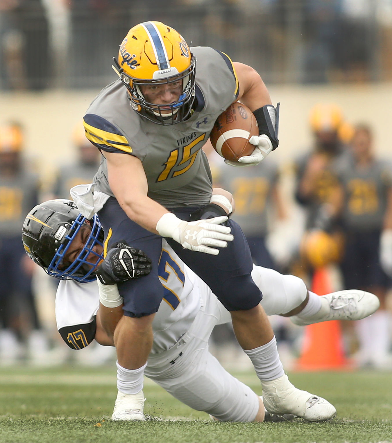 101919-mda-spt-augie-football-003